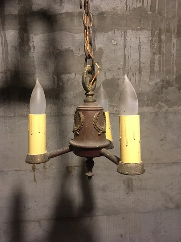 Vintage Colonial Revival Chandelier Cover