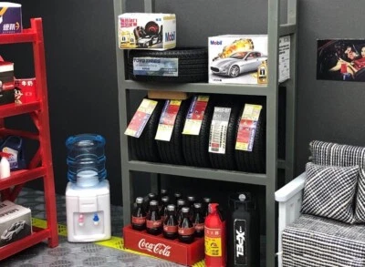 1:18 Diorama Garage Scene Cola Bottle Model Workshop Prop Scene Accessory Toys - Image 1 of 4