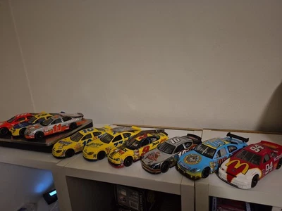 Лот из 9 Ford Nascar литые коллекционные автомобили различные водители масштаб 1:24 без коробки - Изображение 1 из 4