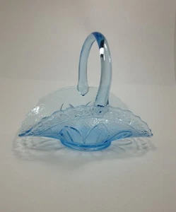 VINTAGE FENTON PRINCESS HOUSE ICE BLUE BRIDES BASKET WITH ORIGINAL CERTIFICATE - Picture 1 of 7