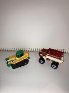 2014 Matchbox Seed Shaker YELLOW / GREEN / And Mattel Sowing Machine Red - Picture 1 of 4