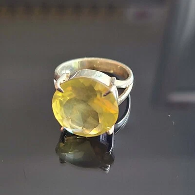 Hermoso anillo hecho a mano de cuarzo limón talla 7 para regalo Foto 1 de 4