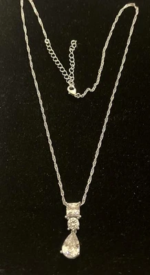 Collar colgante de diamantes de imitación de acero inoxidable de corte redondo cuadrado de pera de circonita 316L Foto 1 de 4