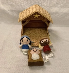 Christmas Hallmark Itty Bittys Nativity Set 2009, 4 Pcs, Closing Creche, 6.5" T - Picture 1 of 7