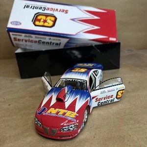 Service Central 2011 Shane Gray Pontiac GXP NHRA Pro Stock 1:24 DieCast raro - Imagen 1 de 14