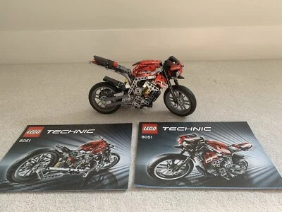 LEGO TECHNIC: Motorbike (8051) - Image 1 of 4