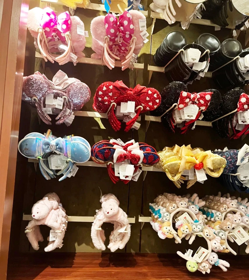 Diadema Loungefly Mickey Ears Rapunzel Enredada Pascal Belle de los Parques Disney 2024 Foto 1 de 4