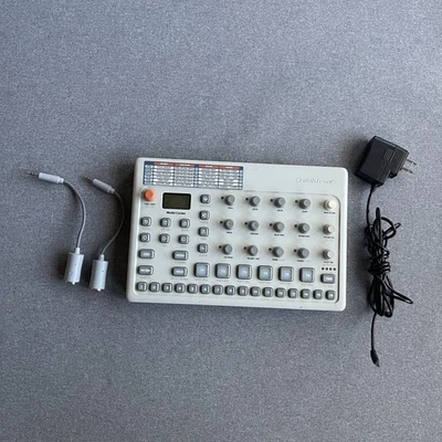Elektron Modelo: Ciclos FM Sintetizador Tambor Groovebox - Unidad de Trabajo Probada Foto 1 de 4