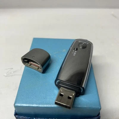 索尼 Walkman 数字音乐播放器 NW E003F 未测试 带盖! — 第 1/3 张图片