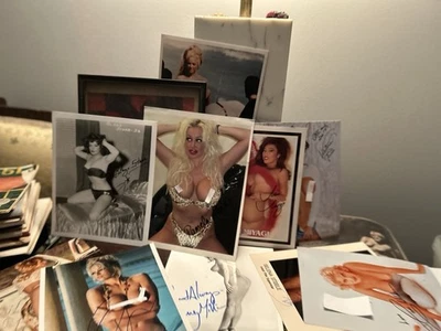 Playmates 10 Firmado Blaze Star, Pamela y Más Más Una Foto Enmarcada Años 50’s Foto 1 de 4