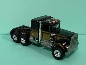HOT WHEELS RETRO ENTERTAINMENT SMOKEY AND THE BANDIT KENWORTH W900 LOOSE RRs - Picture 1 of 6