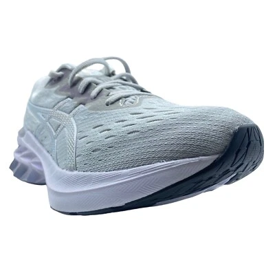 ZAPATOS PARA CORRER ASICS NOVABLAS 2 PLATEADOS PARA MUJER TALLA 9 USADOS UNA VEZ.L30 Foto 1 de 4