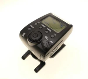 Opteka IF500 dedicated flash unit for Panasonic digital cameras - Picture 1 of 6