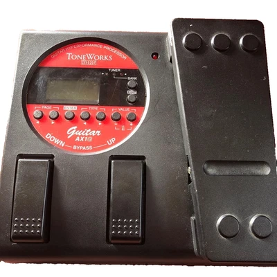 Korg AX1G TONE WORKS Multi-Effektprozessor-Pedal für Gitarre getestet - Bild 1 von 4