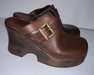 VTG 90s Y2K MIA Brown Leather Clogs Big Brass Buckle Chunky Wood Platform 7 M - Picture 1 of 8