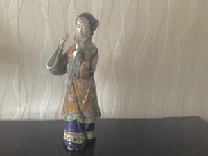 Antique vintage Chinese porcelain Shi Wan Lady figurine. - Picture 1 of 7