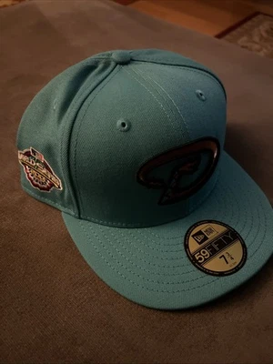 Arizona Diamondbacks 2001 WS 7 3/4 New Era Hat - Image 1 of 4
