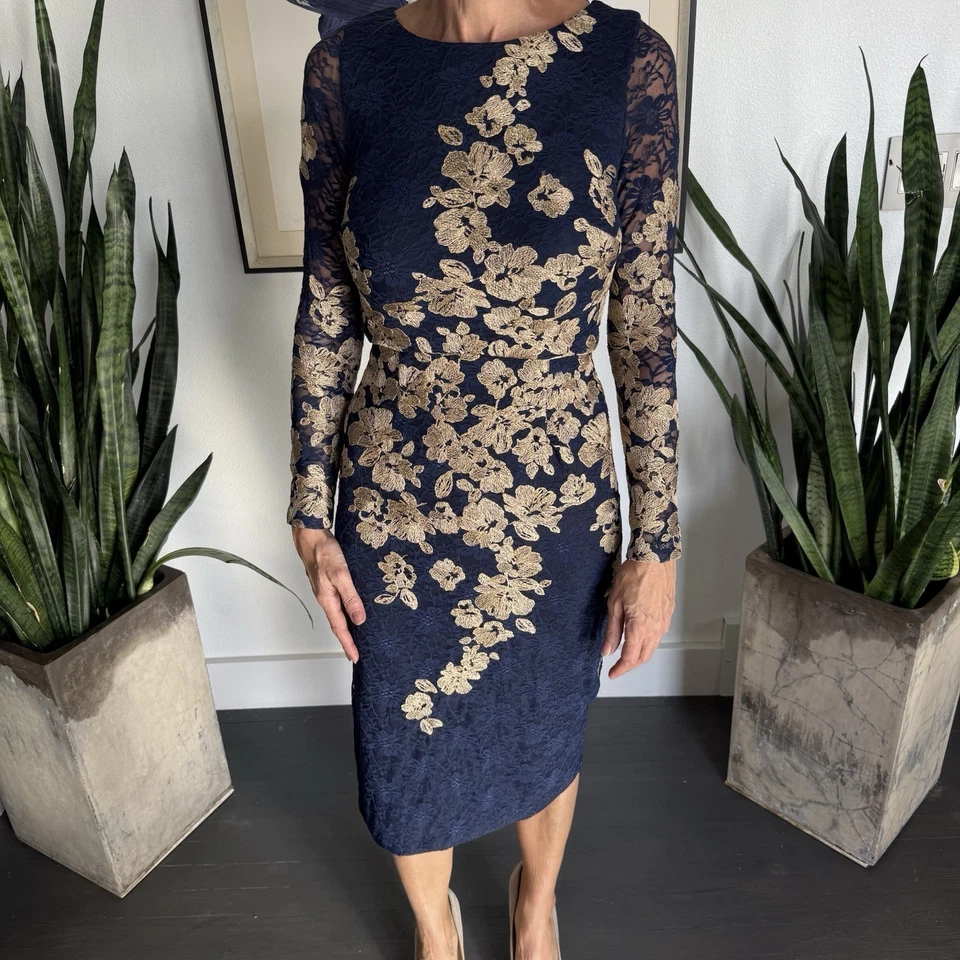 XSCAPE 海军蓝金色花卉蕾丝长袖连衣裙 4 码,美国制造 — 第 1/4 张图片