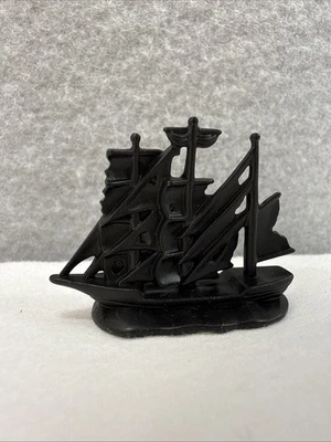 Game Of Life Pirates of the Caribbean Dead Man’s Chest Replacement Parts Ship - Image 1 of 2