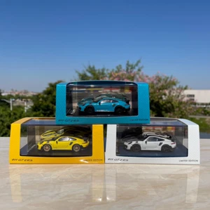 1/64 Scale Porsche 911 GT2 RS Alloy Diecast Model Car 3 Colors Collection Gifts - Picture 1 of 16