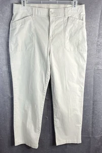 Womens Gloria Vanderbilt Khaki Pants Stretch Elastic Waist Size 14P (35Wx27L) - Picture 1 of 11