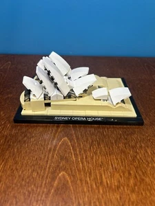 Lego Architecture Sydney Opera House set completo (21012) usato - Foto 1 di 4