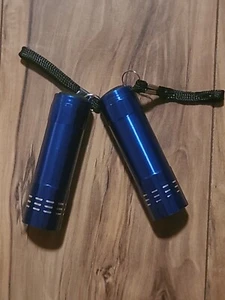 BRAND NEW X2 9 BULB LED FLASHLIGHTS (batteries included) Great Gift - Picture 1 of 3