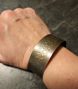 Engraved Nickel Silver Vintage Floral Cuff Bracelet Adjustable Boho - Picture 1 of 7