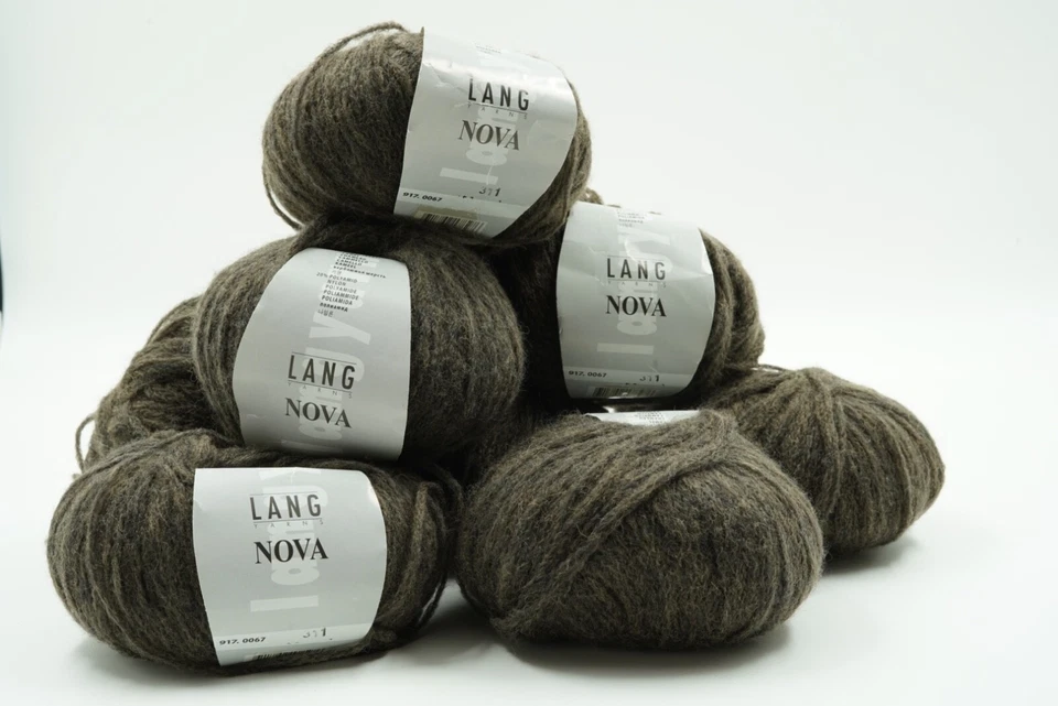8 x Nova (200g) von LANG - 48% Schurwolle (Merino) / 32% Kamel / 20% Nylon (7) - Bild 1 von 1