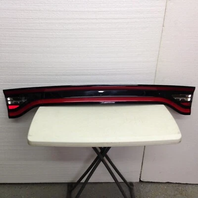 2015-2023 Dodge Charger Center Trunk Inner Brake LED Tail Light OEM NoLogo Shiny - Imagem 1 de 4