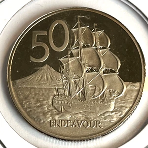 1978 New Zealand proof Coin 50 cents HMS Endeavour Commanded by Capt. James Cook - Picture 1 of 2