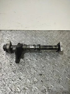 SUZUKI GSXR 600 750 1996-1999 OEM CONJUNTO DE EJE TRASERO CON ESPACIADORES - Imagen 1 de 6