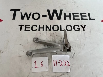 2000 Suzuki GSXR 750 Left Passenger Peg Bracket Assembly - Image 1 of 4