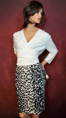 Mossimo Falda Lápiz Elástica 12 Estampado Animal Blanco y Negro Ropa de Trabajo Informal Foto 1 de 4