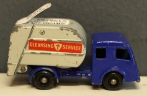 LESNEY diecast - No. 15 - Tippax Refuse Collector - garbage truck - Picture 1 of 6