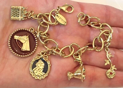 Nuevo DISNEY ~ Belle, Castle & More ~ Pulsera con dije extraíble Foto 1 de 4
