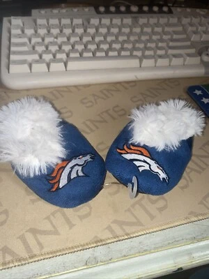 Zapatos de bebé Denver Broncos talla L con licencia Foto 1 de 3