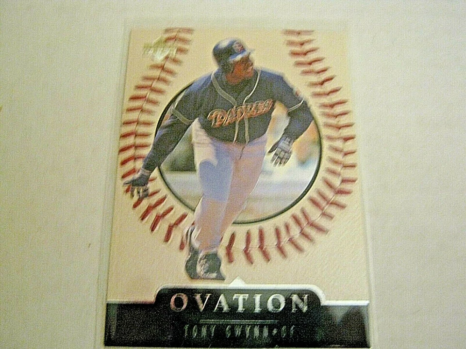 Tony Gwynn 1999 Upper Deck Ovation Base Card #55 - Image 1 of 1