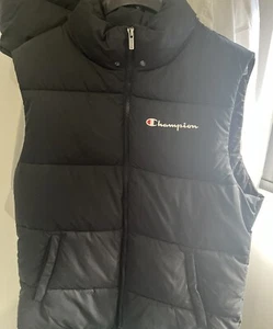 Champion Vest with detachable hood. - Picture 1 of 5