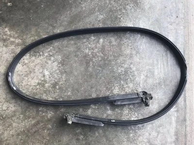 Mercedes R129 SL320 SL500 seal, hard top weatherstrip, rear 1297900098 - Image 1 of 4