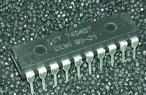 5 pcs. UCY74S487 = P8287 SN74S487 8-BIT BIDIRECTIONAL DRIVER INVERTED OUTPUT - Bild 1 von 1