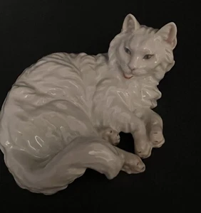 Antique Augarten Wien Vienna Porcelain Cat Figure Figurine Porzellan Katze Figur - Picture 1 of 7
