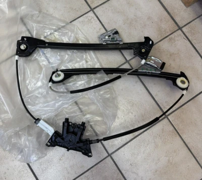 Fabricante de equipos originales Mclaren MP4-12C/650S - Regulador de ventana de puerta derecha - TOTALMENTE NUEVO - 11A1562CP Foto 1 de 4