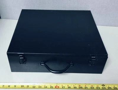 Metal storage carrying case with compartment sections - Image 1 of 4