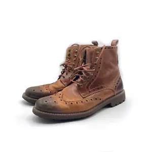 Stivali Clarks uomo Montacute Lord Wintip Brogue suola a strappo pelle marrone 11UK 46e - Foto 1 di 14