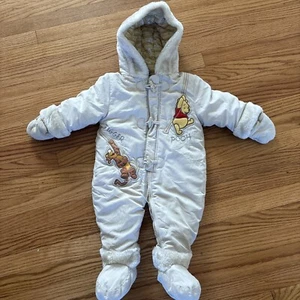 Vintage Pooh Winnie The Pooh Puffer Snow suit Embroidered Size 12 Months - Picture 1 of 10