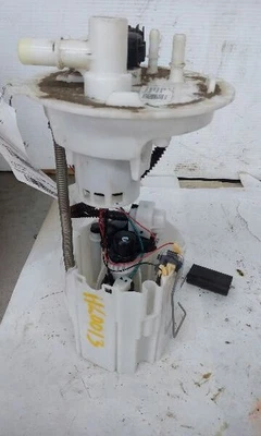 Conjunto de bomba de combustible GMC Canyon 15-19 gasolina Foto 1 de 4