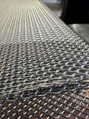STEEL EXPANDED METAL SHEETS FINE MESH FILTER GRILLE 300mm X 300mm Profile 220 - image 1 of 4