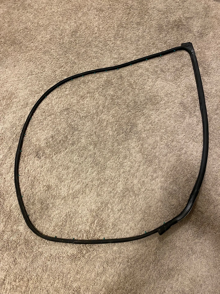 Chevrolet Sonic 2012-2020 puerta delantera derecha sello barrera climática pasajero Foto 1 de 1