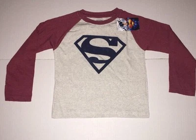 Nueva - Camisa DC Comics Superman (niños talla 4) Foto 1 de 4